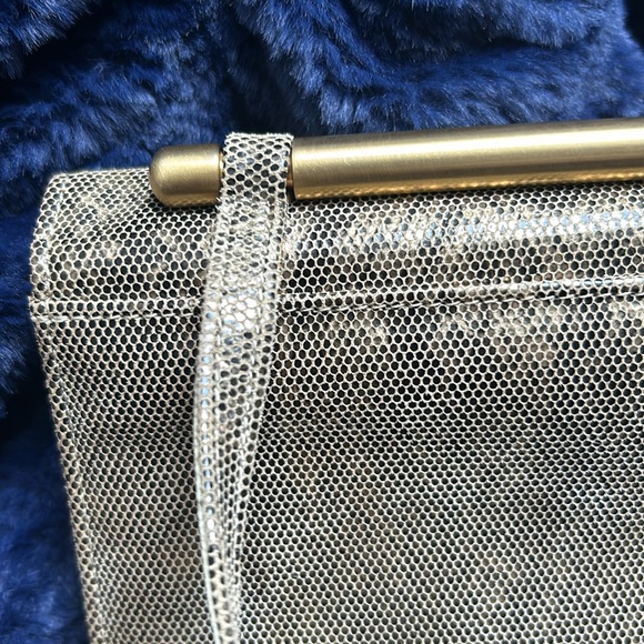 Stuart Weitzman Vintage Gold Evening Shoulder Bag - Picture 9 of 11